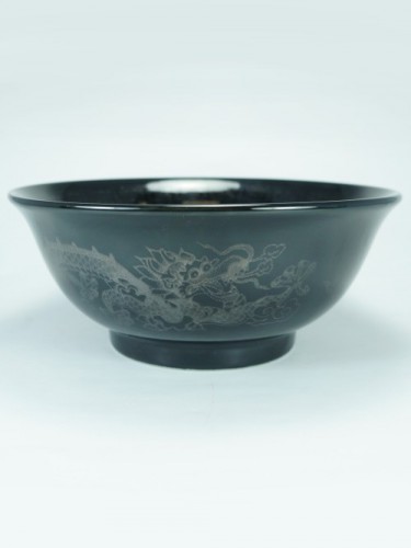 Black dragon bowl