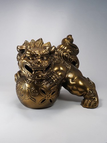 Gold Komainu